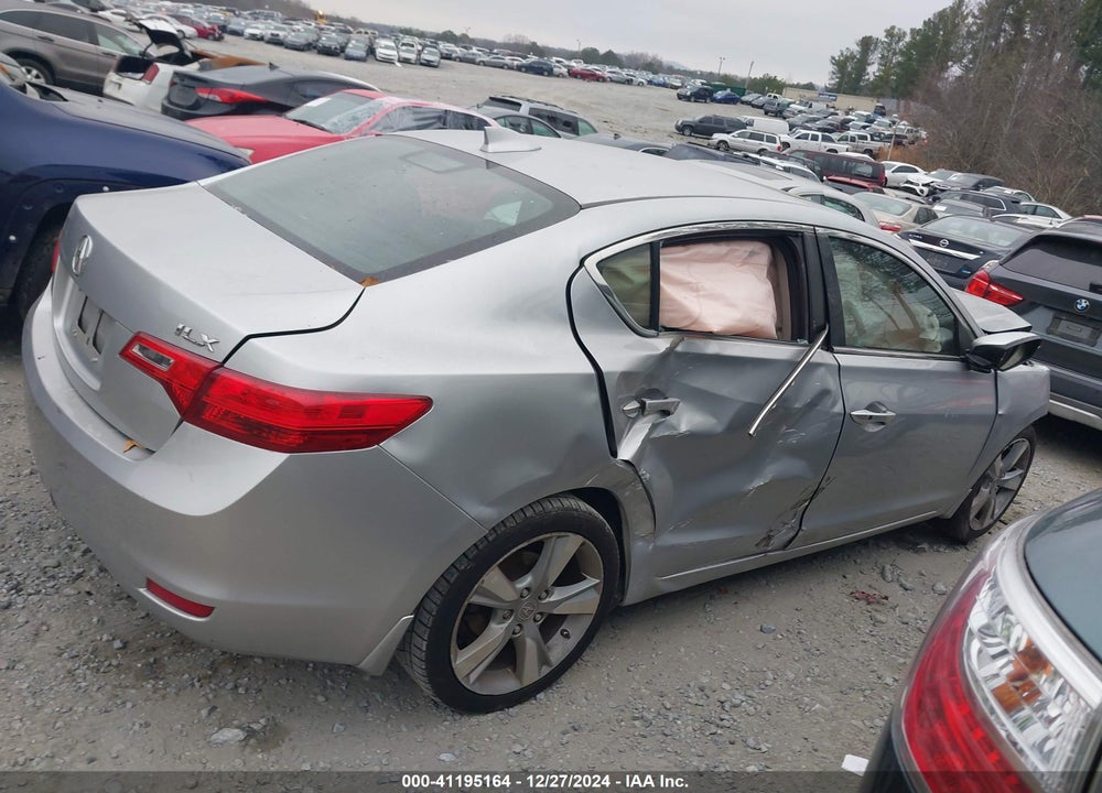 2013 ACURA ILX VIN: 19VDE1F71DE010572