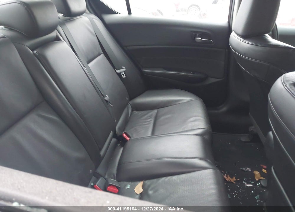 2013 ACURA ILX VIN: 19VDE1F71DE010572