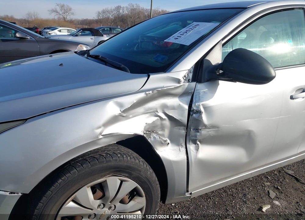 2015 CHEVROLET CRUZE VIN: 1G1PA5SG8F7262392
