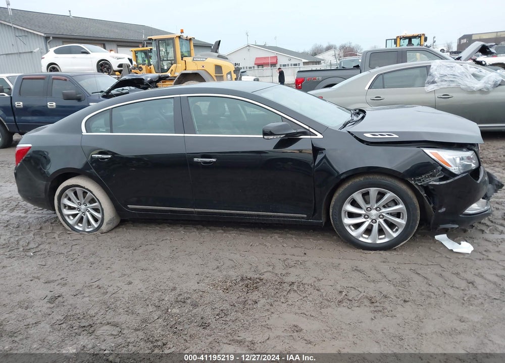 2016 BUICK LACROSSE VIN: 1G4GB5G38GF203842