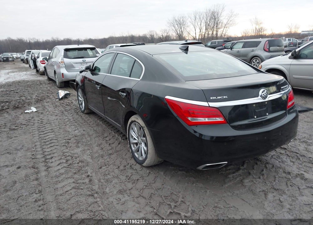 2016 BUICK LACROSSE VIN: 1G4GB5G38GF203842