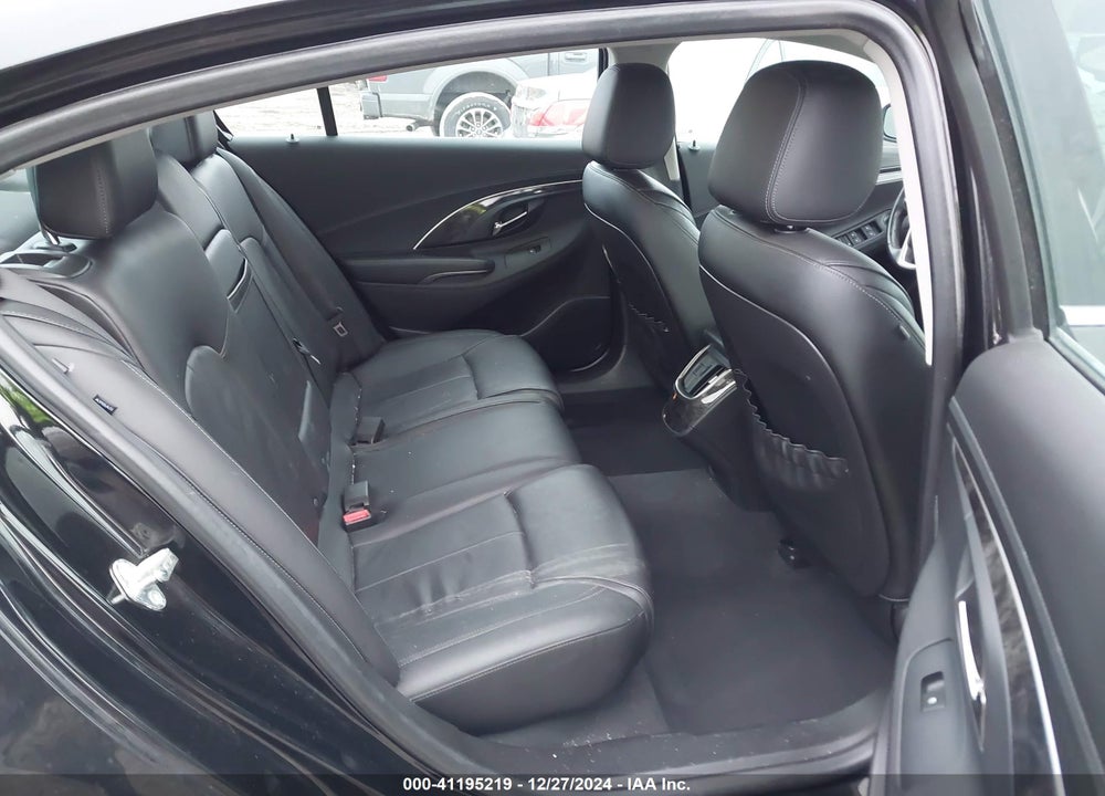 2016 BUICK LACROSSE VIN: 1G4GB5G38GF203842