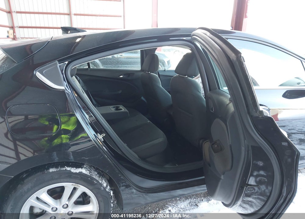 2017 CHEVROLET CRUZE LT AUTO VIN: 3G1BE6SM7HS538575