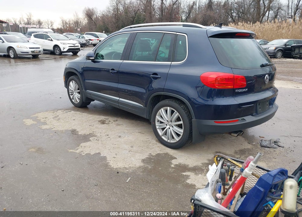 2013 VOLKSWAGEN TIGUAN SE VIN: WVGBV3AX7DW062324