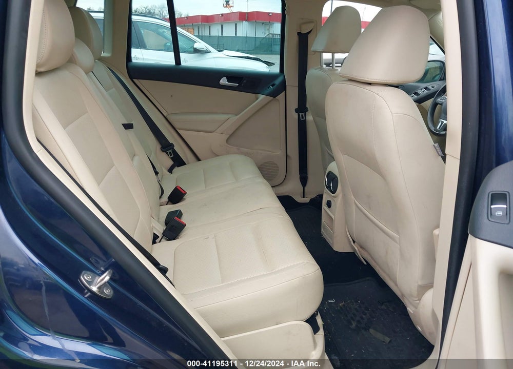 2013 VOLKSWAGEN TIGUAN SE VIN: WVGBV3AX7DW062324
