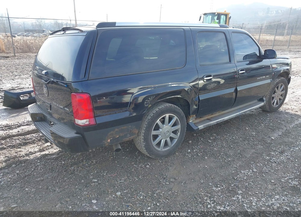 2005 CADILLAC ESCALADE ESV PLATINUM EDITION VIN: 3GYFK66N75G222249