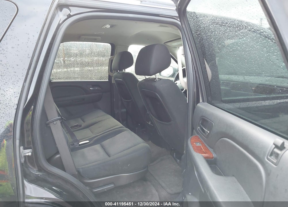 2012 GMC YUKON VIN: 1GKS2AE06CR242345