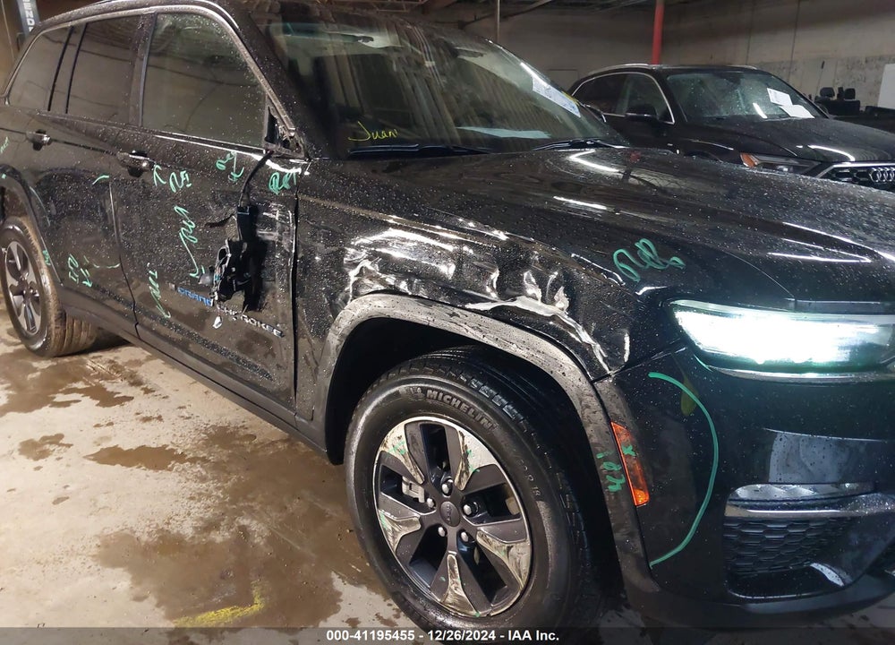 2024 JEEP GRAND CHEROKEE 4XE ANNIVERSARY EDITION VIN: 1C4RJYB68RC710134