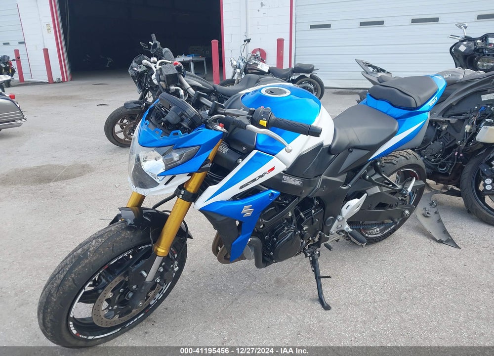 2015 SUZUKI GSX-S750 VIN: JS1GR7NA2F2102745