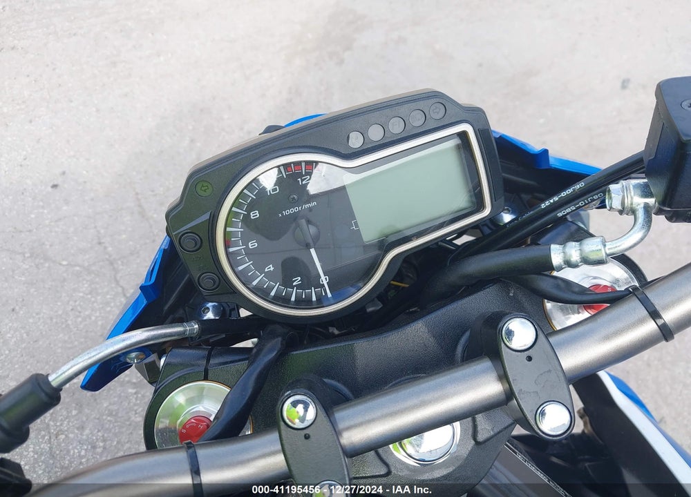 2015 SUZUKI GSX-S750 VIN: JS1GR7NA2F2102745
