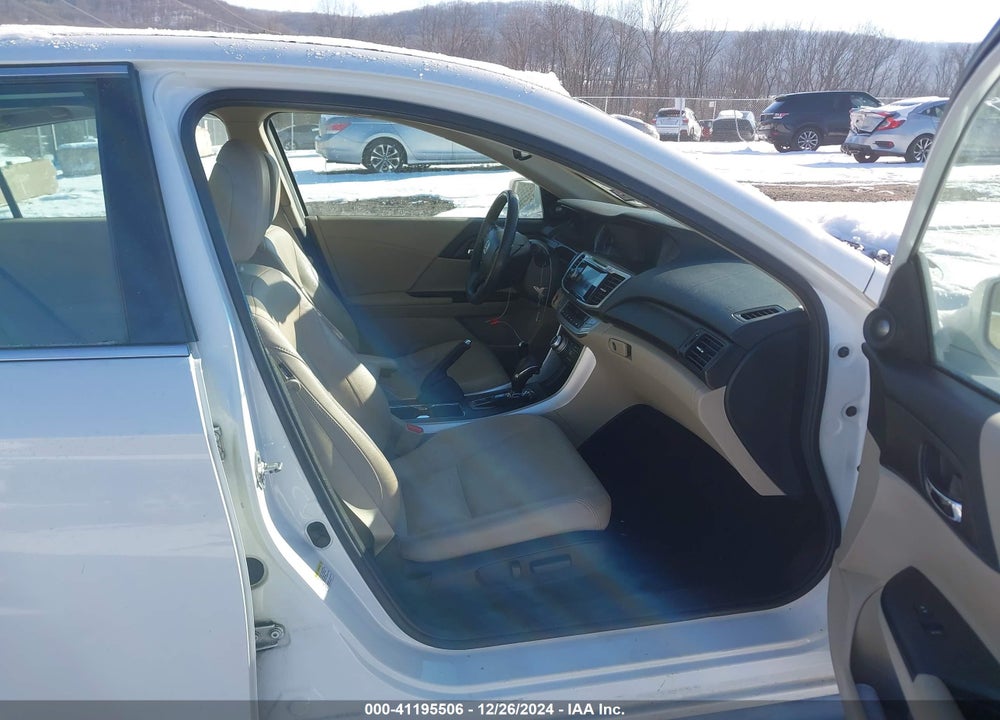2013 HONDA ACCORD TOURING VIN: 1HGCR3F94DA037287
