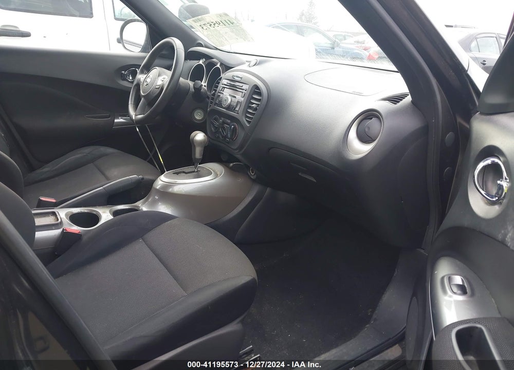 2011 NISSAN JUKE S VIN: JN8AF5MVXBT007629