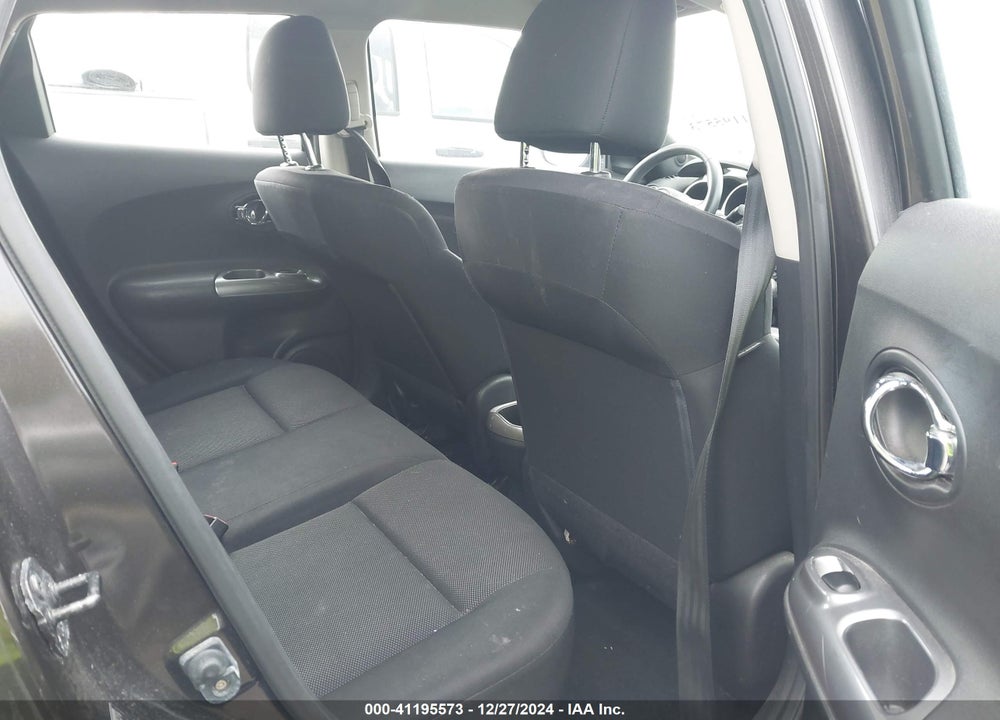 2011 NISSAN JUKE S VIN: JN8AF5MVXBT007629