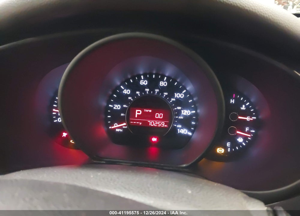 2015 KIA SOUL VIN: KNDJN2A26F7215724