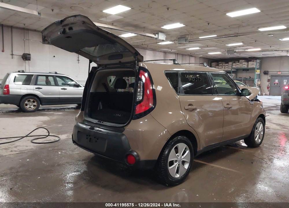 2015 KIA SOUL VIN: KNDJN2A26F7215724