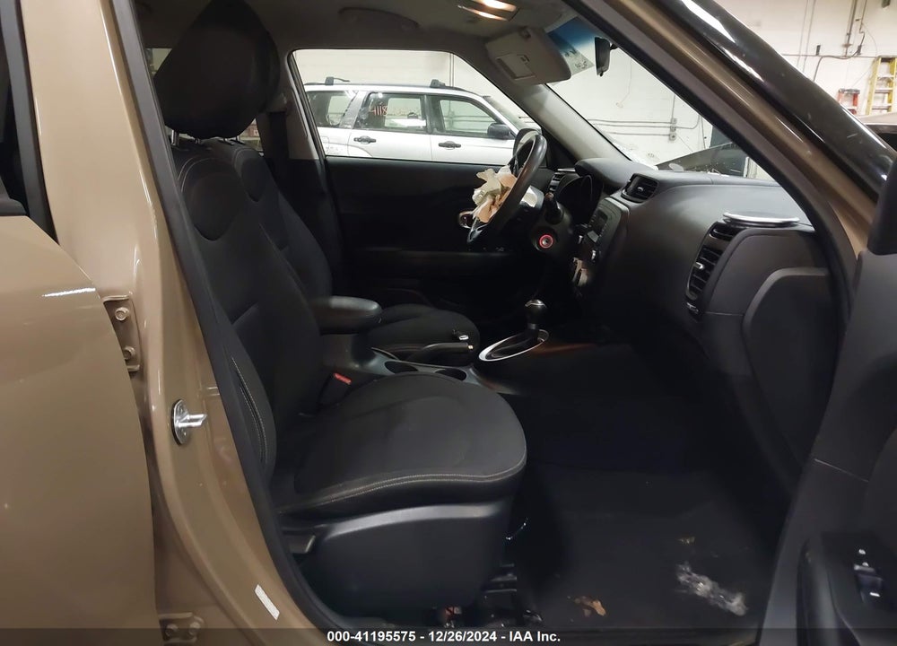 2015 KIA SOUL VIN: KNDJN2A26F7215724