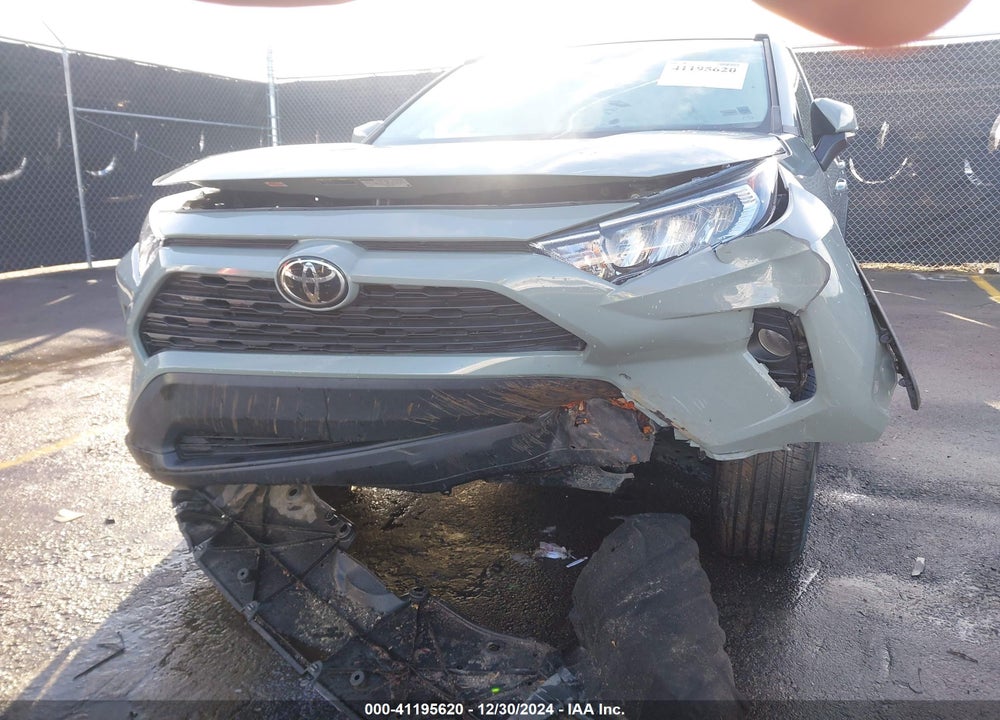 2020 TOYOTA RAV4 XLE VIN: 2T3W1RFV3LC072150