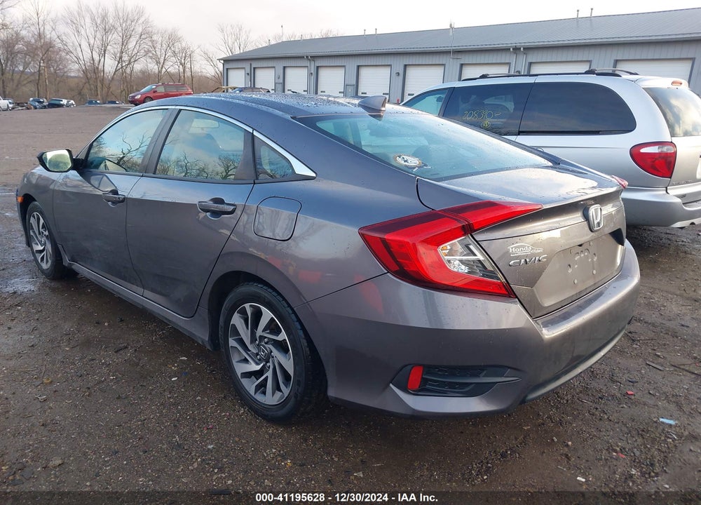2018 HONDA CIVIC VIN: 19XFC2F73JE015442