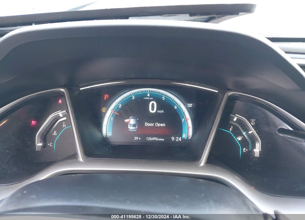 2018 HONDA CIVIC VIN: 19XFC2F73JE015442