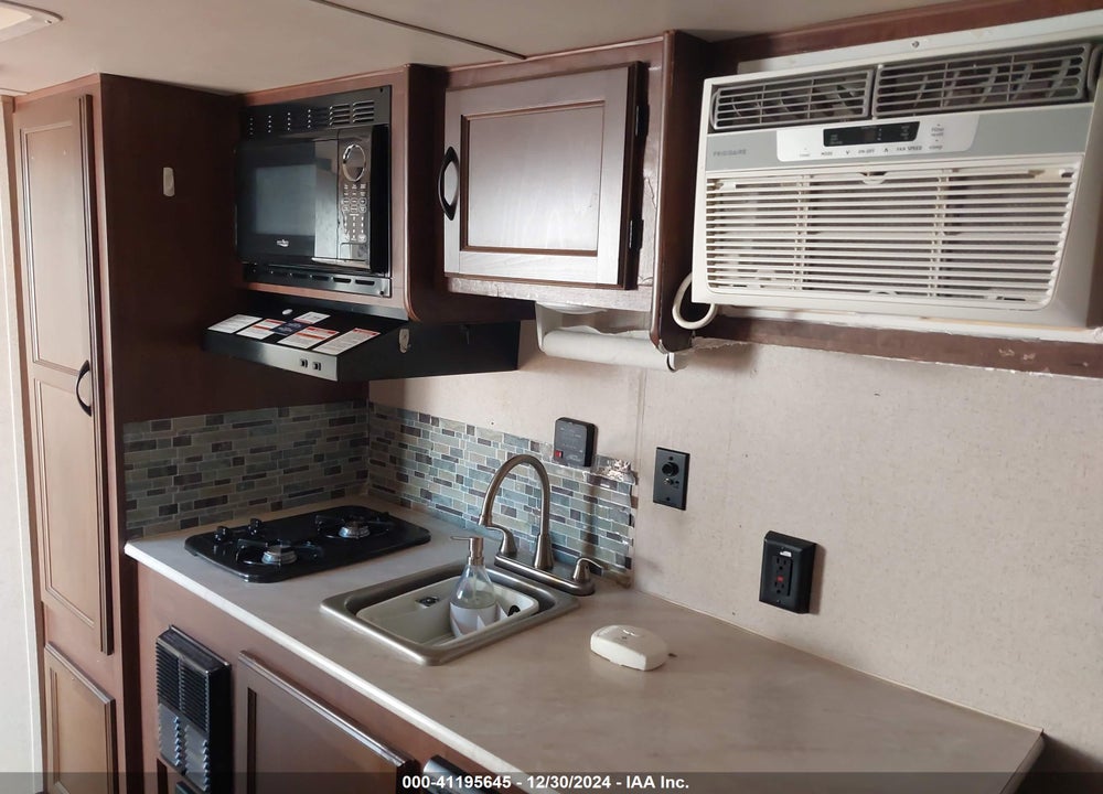 2015 JAYCO RV VIN: 1UJBJ0AJ1F77A0067