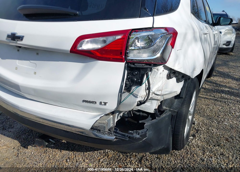 2018 CHEVROLET EQUINOX LT VIN: 2GNAXSEV8J6230742