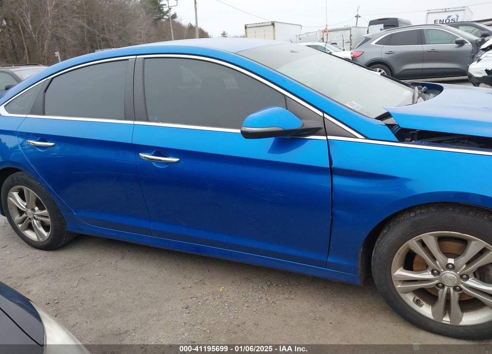 2018 HYUNDAI SONATA VIN: 5NPE34AF7JH645739