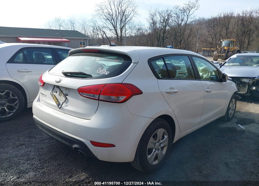 2017 KIA FORTE LX VIN: KNAFK5A82H5703200