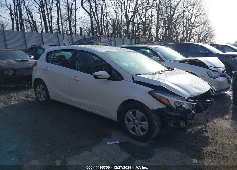 2017 KIA FORTE LX VIN: KNAFK5A82H5703200