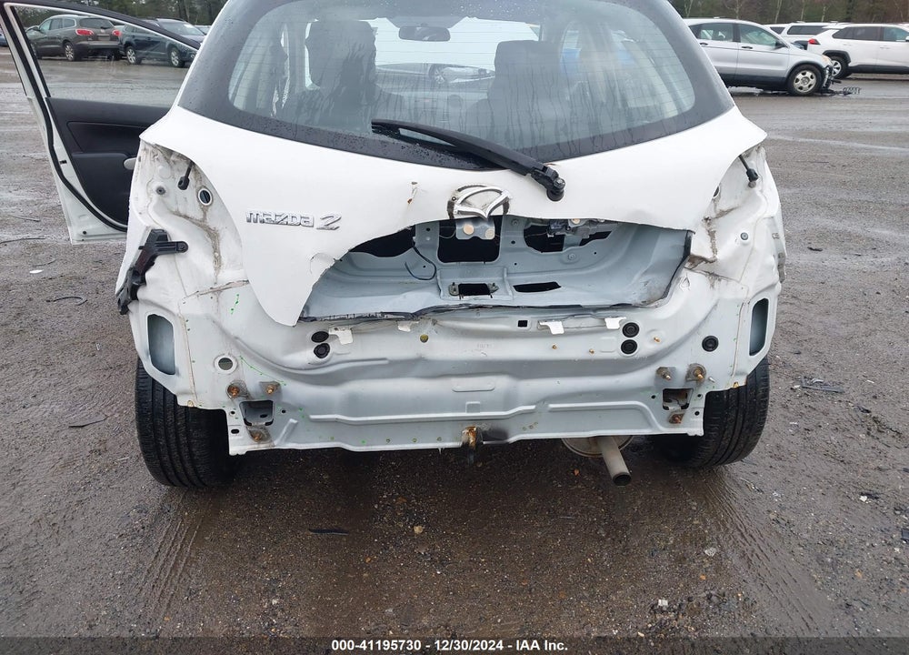 2014 MAZDA 2 SPORT VIN: JM1DE1KZ5E0183729