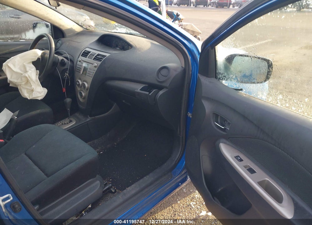 2010 TOYOTA YARIS VIN: JTDBT4K39A1377873