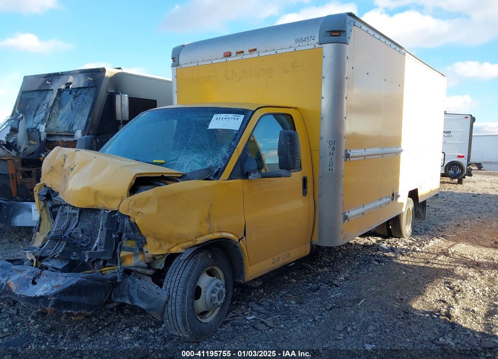 2011 GMC SAVANA CUTAWAY WORK VAN VIN: 1GD374CG2B1906068