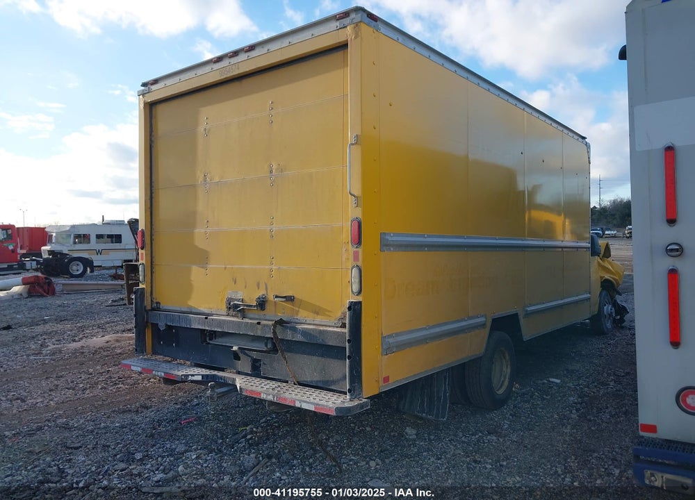2011 GMC SAVANA CUTAWAY WORK VAN VIN: 1GD374CG2B1906068