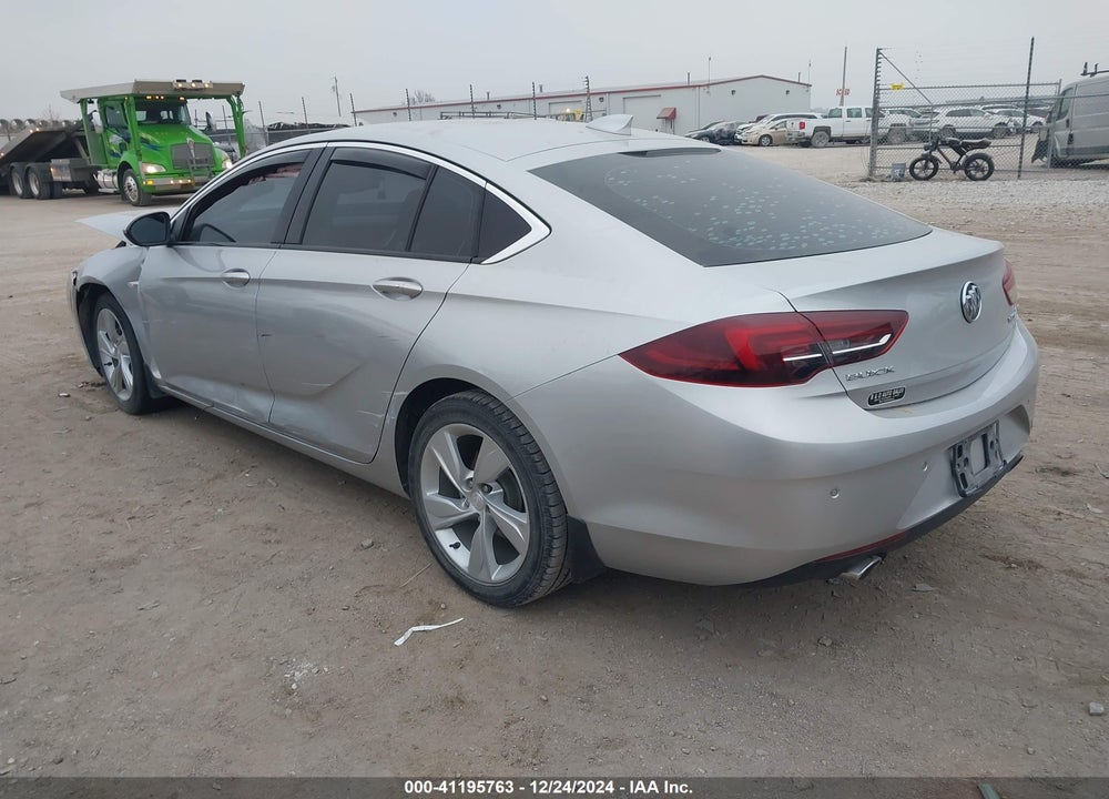 2018 BUICK REGAL SPORTBACK VIN: W04GL6SX4J1114012