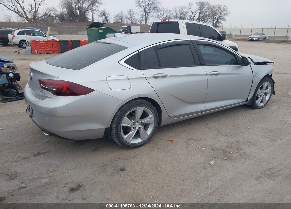 2018 BUICK REGAL SPORTBACK VIN: W04GL6SX4J1114012