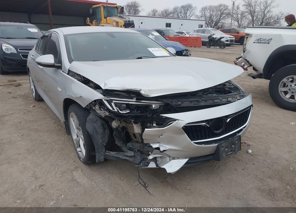 2018 BUICK REGAL SPORTBACK VIN: W04GL6SX4J1114012