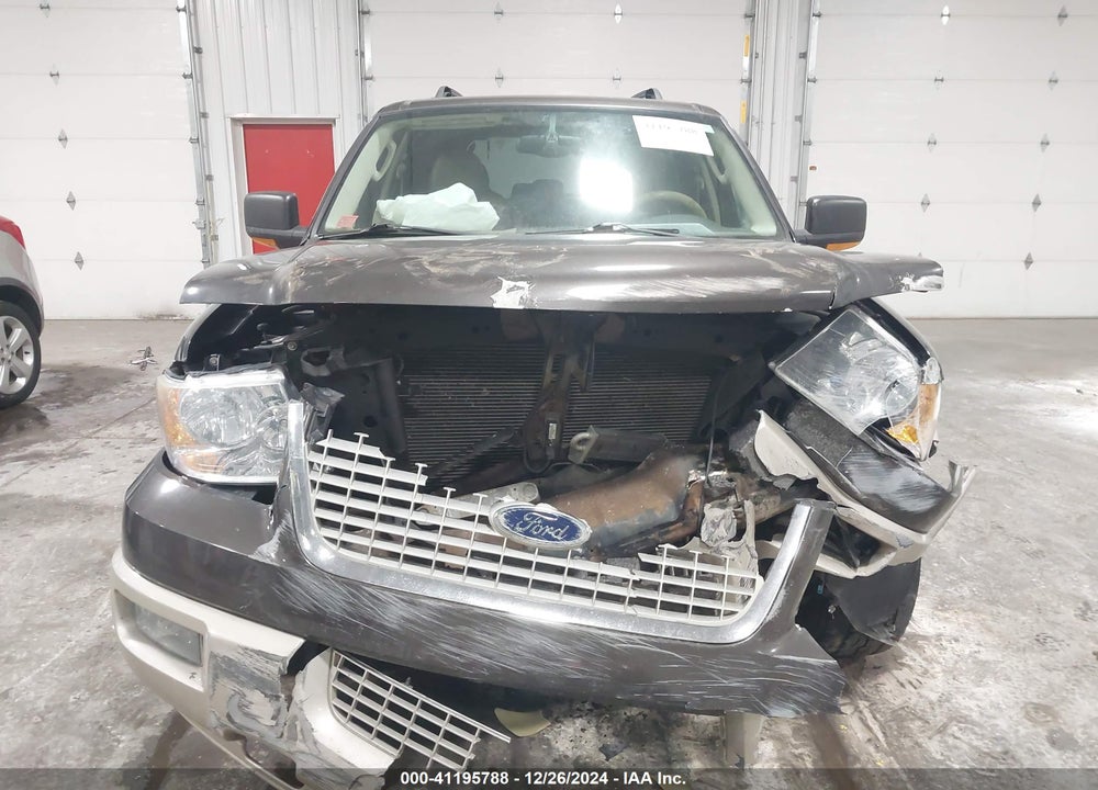 2005 FORD EXPEDITION VIN: 1FMFU18575LA91113