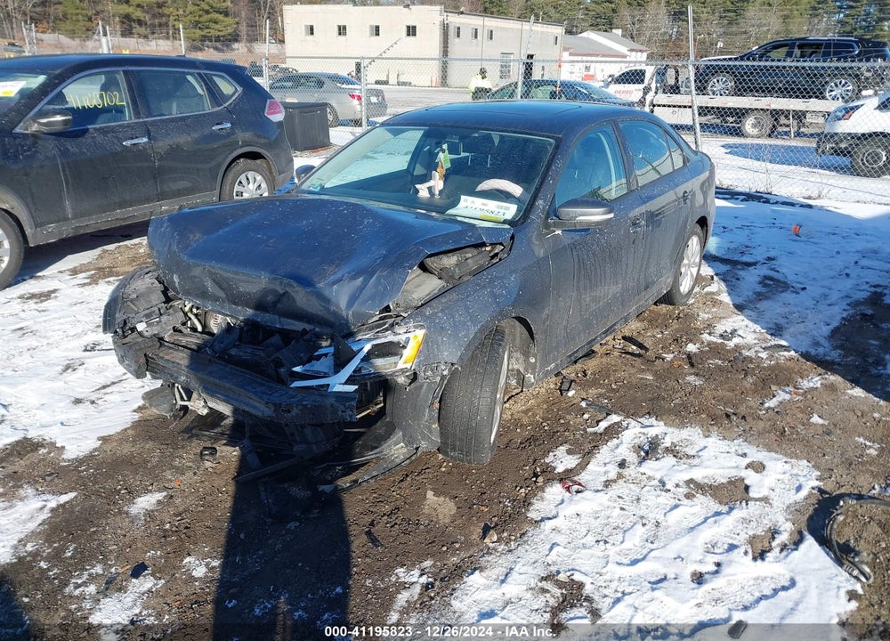 2011 VOLKSWAGEN JETTA 2.5L SE VIN: 3VWDZ7AJ1BM039653