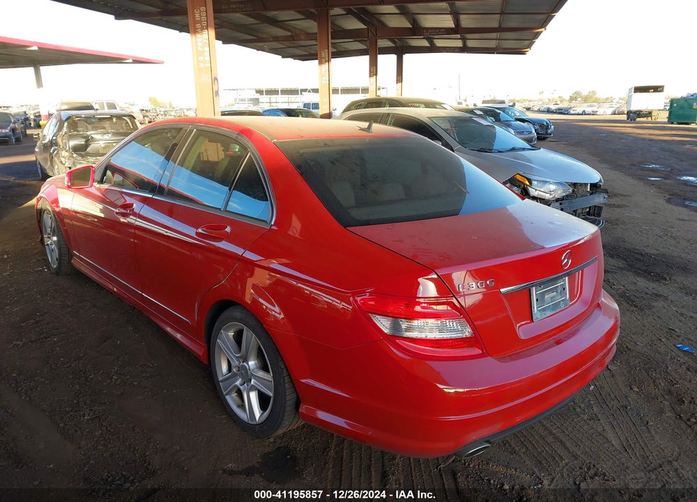 2010 MERCEDES-BENZ C 300 LUXURY/SPORT VIN: WDDGF5EB6AF387467