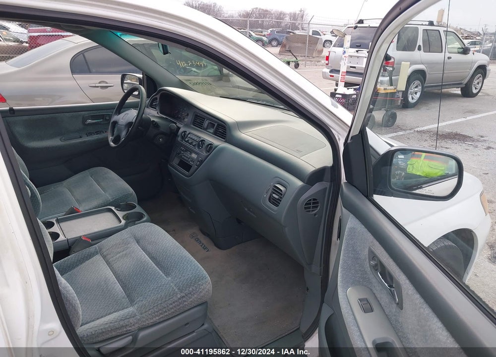 2000 HONDA ODYSSEY LX VIN: 2HKRL1856YH561743