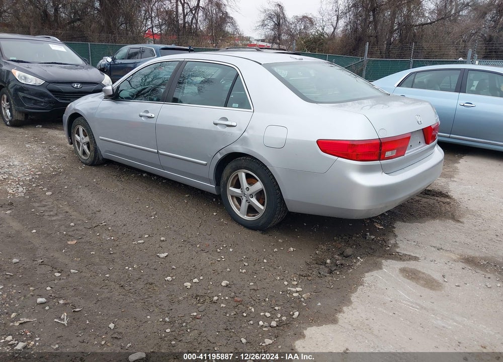 2005 HONDA ACCORD 2.4 EX VIN: 1HGCM56895A165253
