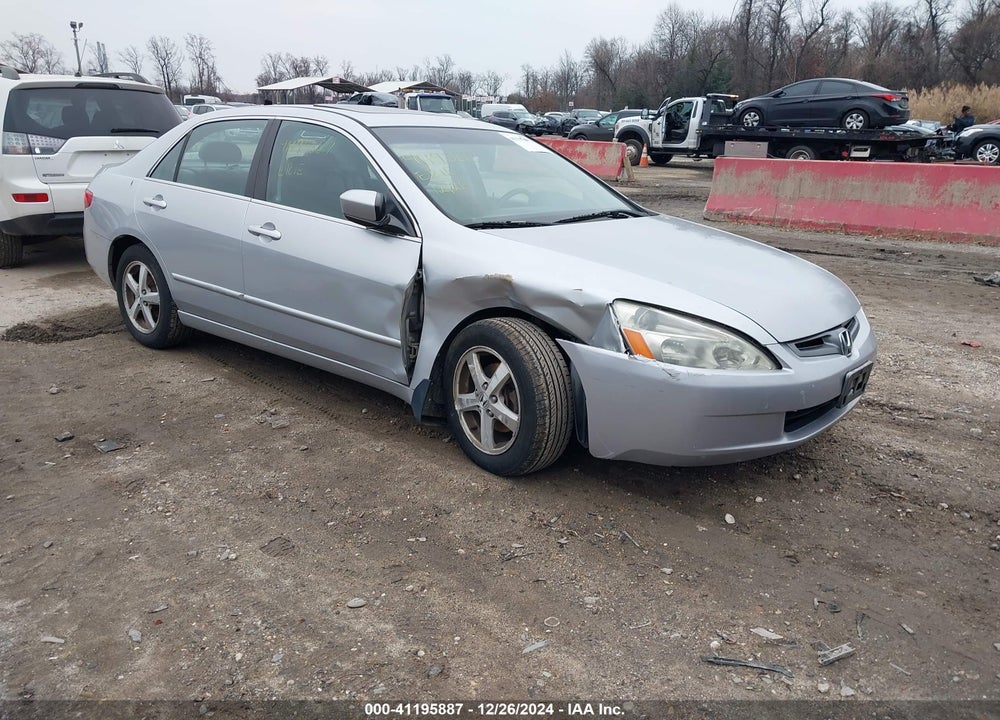 2005 HONDA ACCORD 2.4 EX VIN: 1HGCM56895A165253