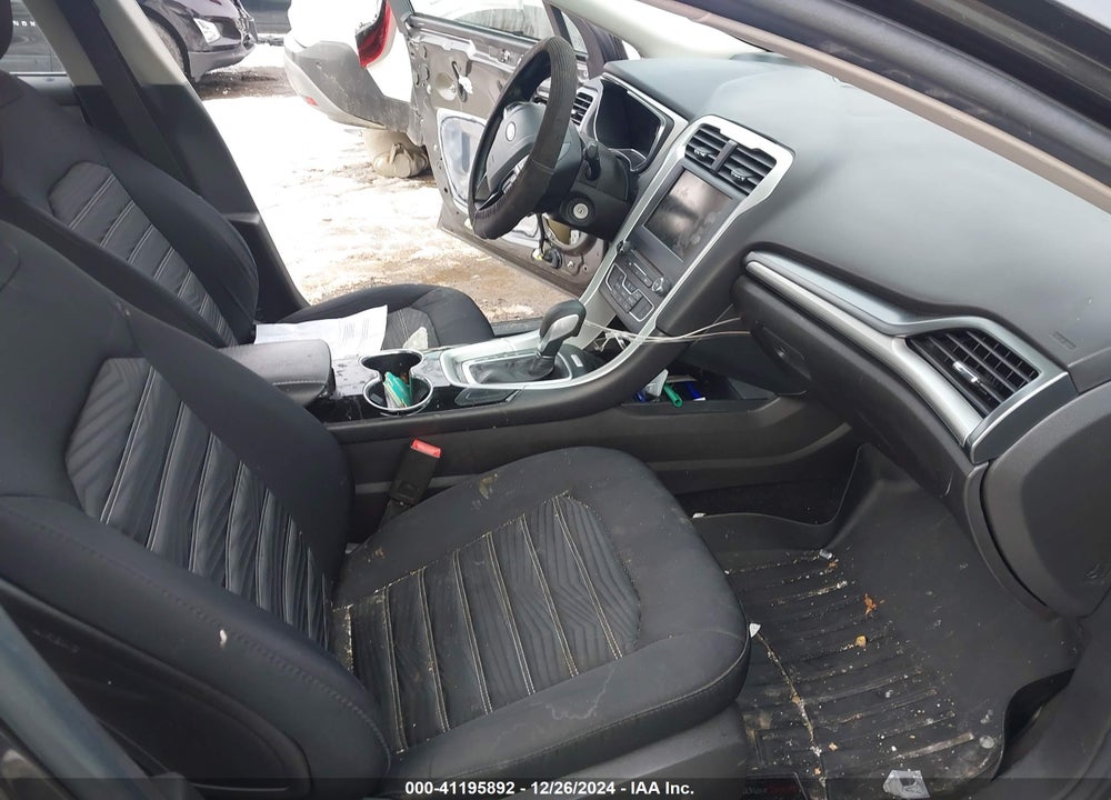 2016 FORD FUSION SE VIN: 3FA6P0H70GR379153