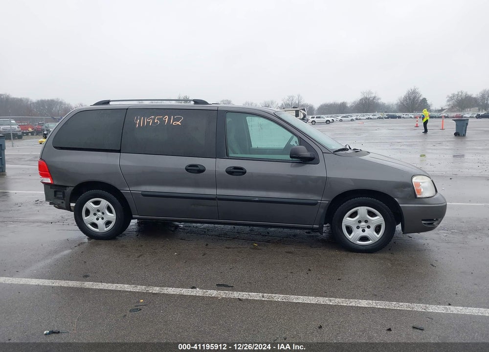 2006 FORD FREESTAR SE VIN: 2FMZA51636BA55260