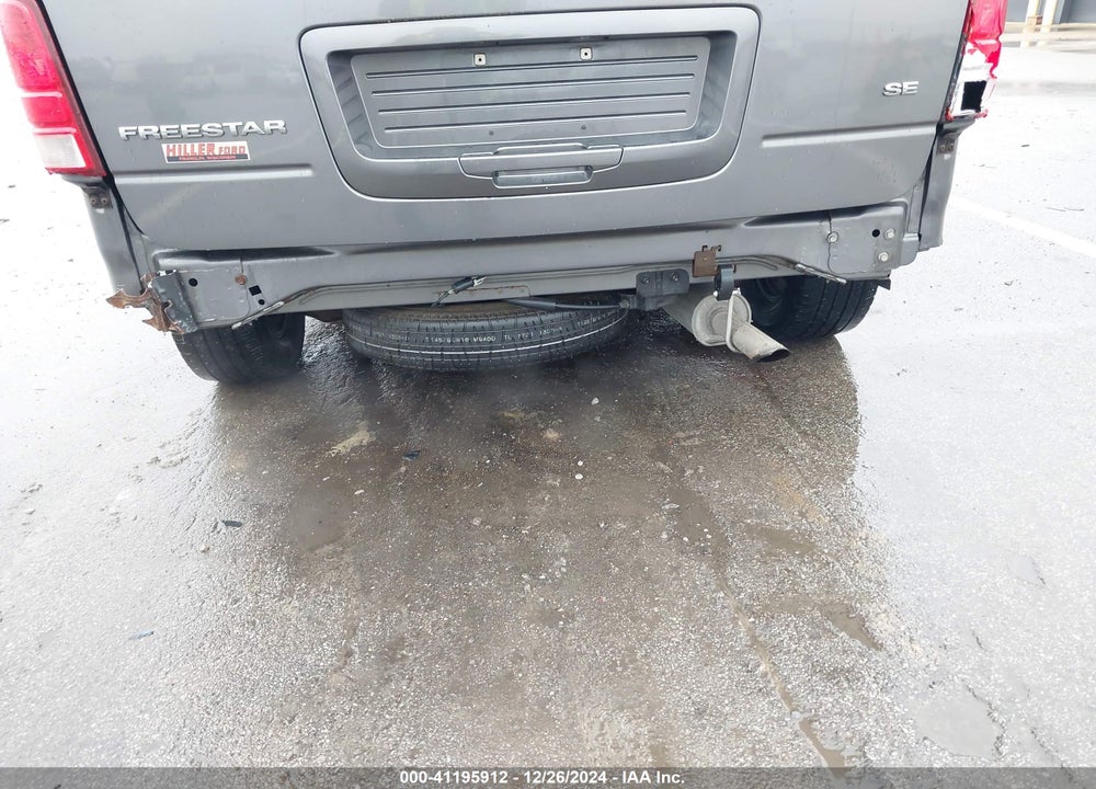 2006 FORD FREESTAR SE VIN: 2FMZA51636BA55260
