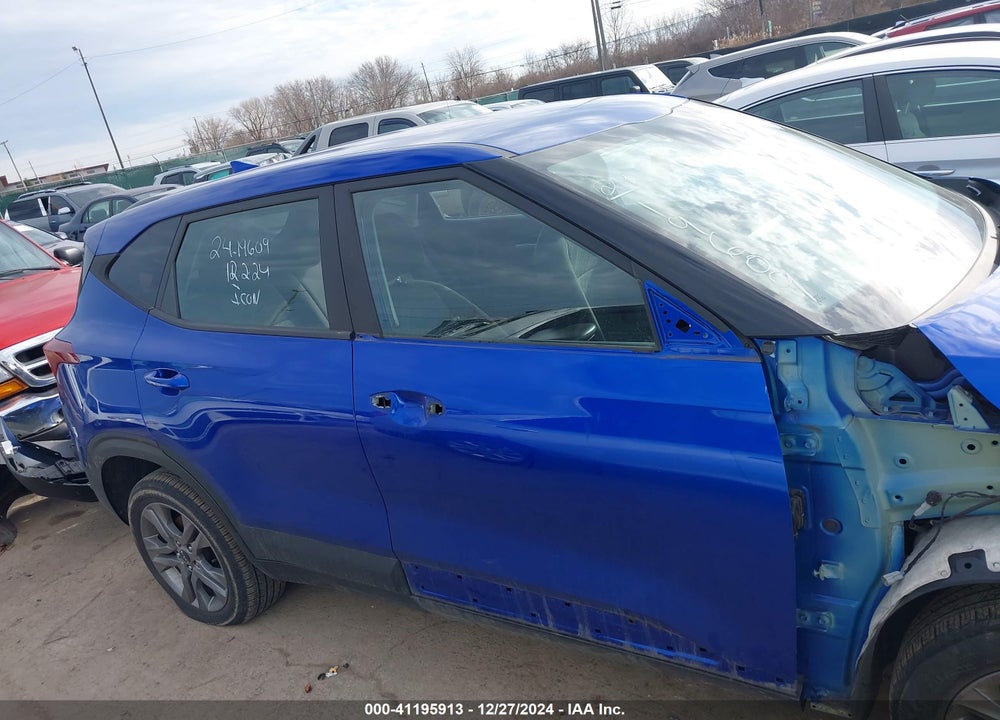 2022 KIA SELTOS LX VIN: KNDEPCAA5N7260614