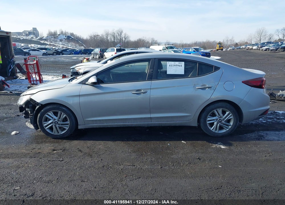 2020 HYUNDAI ELANTRA VIN: 5NPD84LF6LH552823