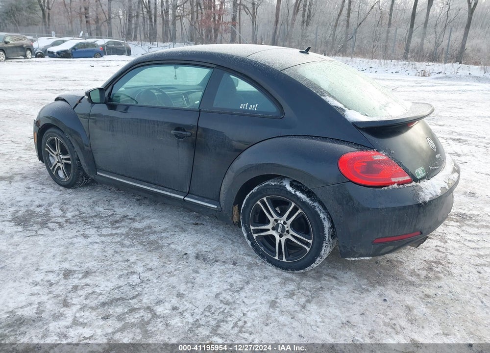 2012 VOLKSWAGEN BEETLE VIN: 3VWJP7AT8CM619137