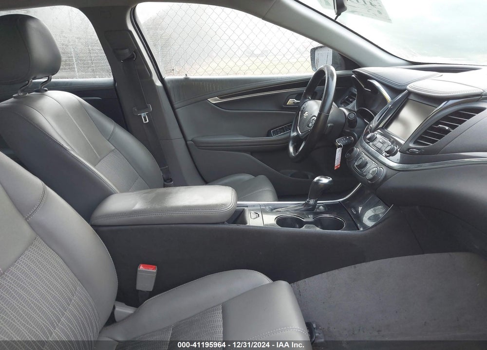 2017 CHEVROLET IMPALA 1LT VIN: 1G1105SA2HU114733