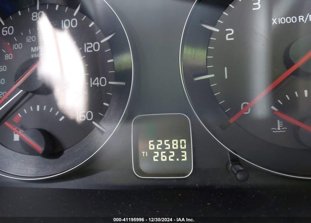 2008 VOLVO C30 VIN: YV1MK672282078389
