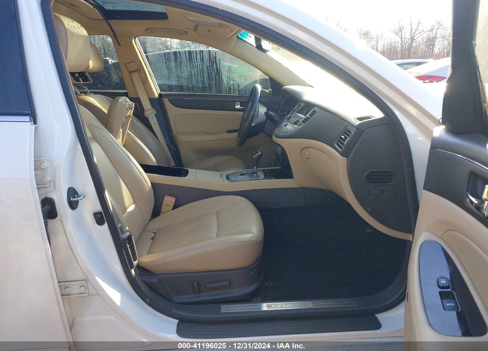 2010 HYUNDAI GENESIS VIN: KMHGC4DE3AU097154
